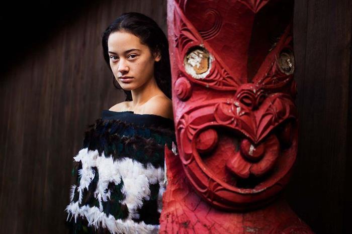mujer-maori new zeland